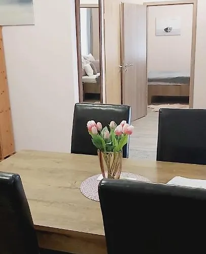 Hajnalcsillag Apartman *